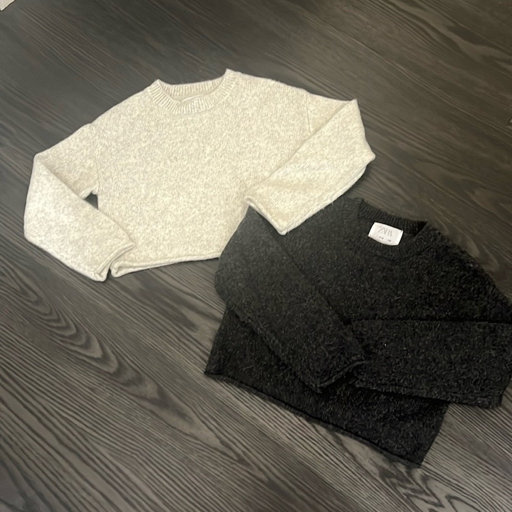 Girls ZARA Cropped Sweaters (2)
